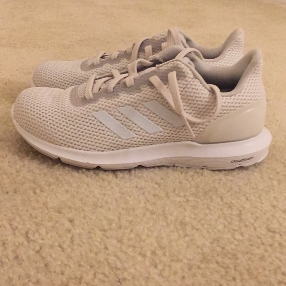 adidas cloudfoam off white